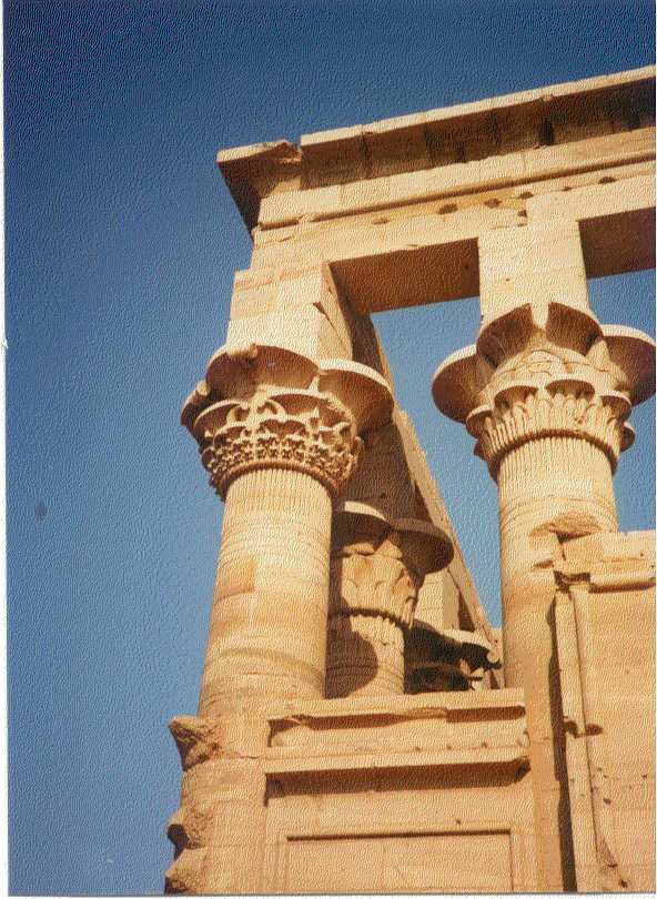 Dtails des colonnes du Temple d'Isis