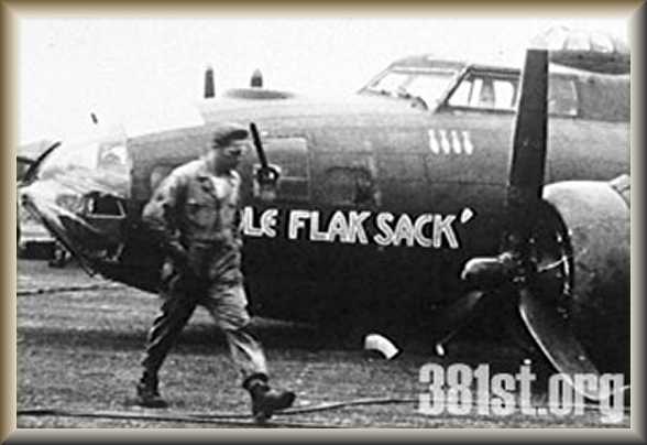 Boeing B-17F-75-BO "Ole Flak Sack" N° Serie 42-29854