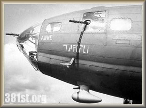 Boeing B-17F-80-BO "Tarfu" N° Serie 42-29941