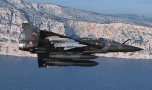 Mirage 2000 D longeant les ctes de France